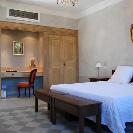 Domaine De Provensol Bed & Breakfast 3*